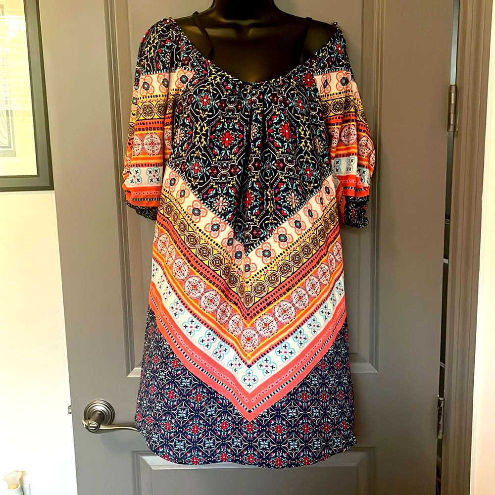 BAILEY BLUE Cold Shoulder Dress With Adjustable Straps Size Medium